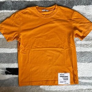 crew neck orange t-shirt Zara size M great condition